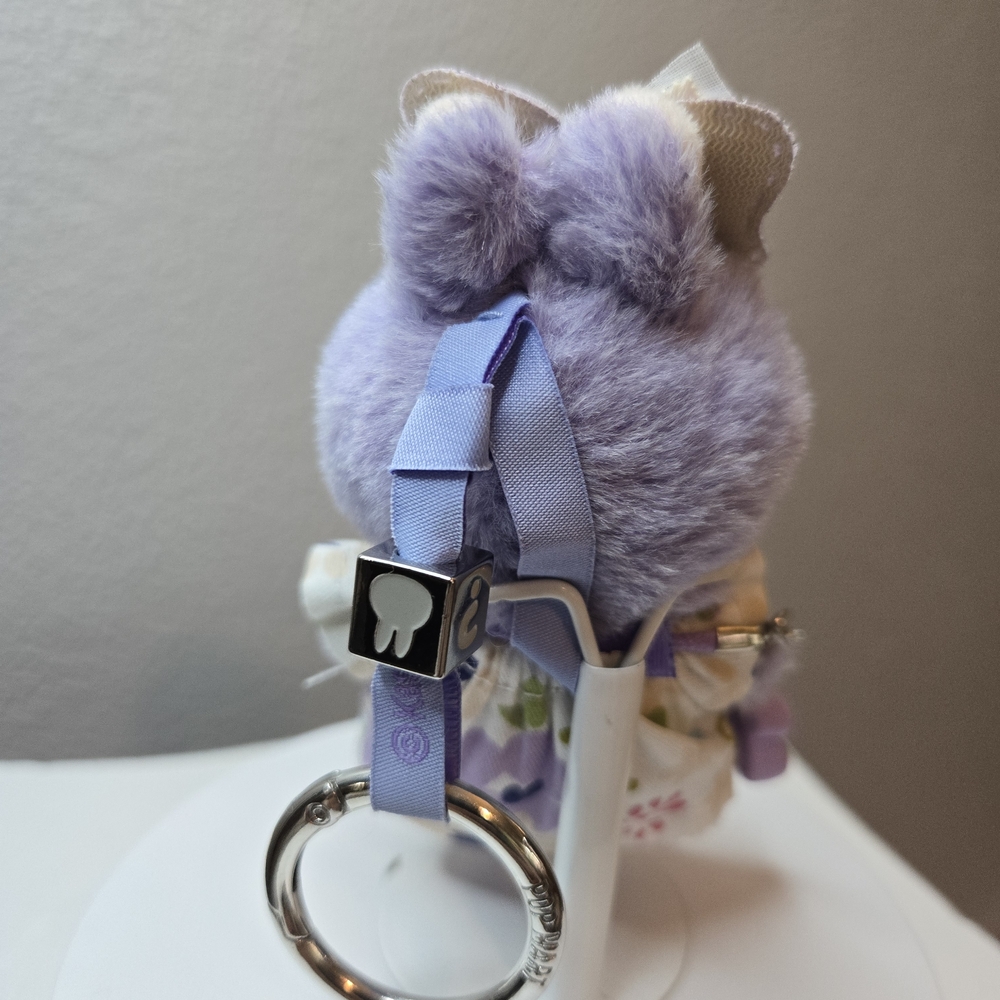 Pin For Love Labubu Outfit with Glasses and Bow - Picture 6 of 6